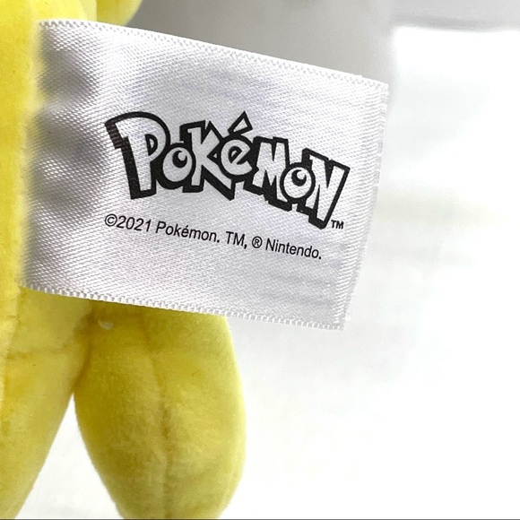 Pokémon Kid’s Pikachu Fluffed Stuffed Plush Toy S1 Select Item # 97976 New 2+ - Picture 9 of 12